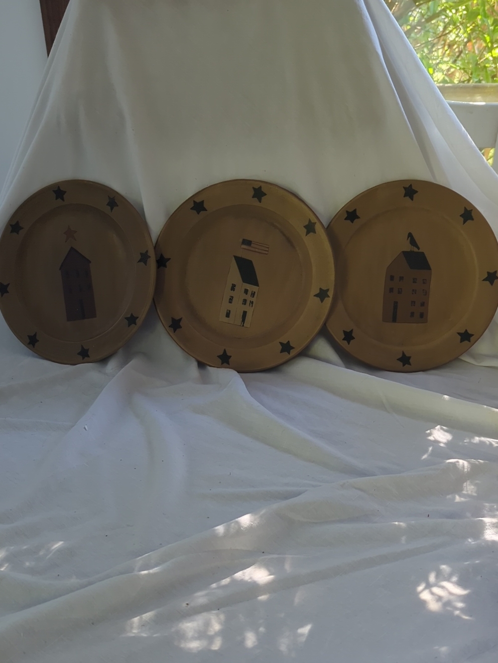 Folk Art Country House 9"  Decorative Plates - Set of 3 - Light Brown
